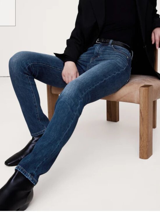 Banana Republic Denim - Banana Republic High-Rise Slim Straight Jeans in Dark Blue - Size 27
